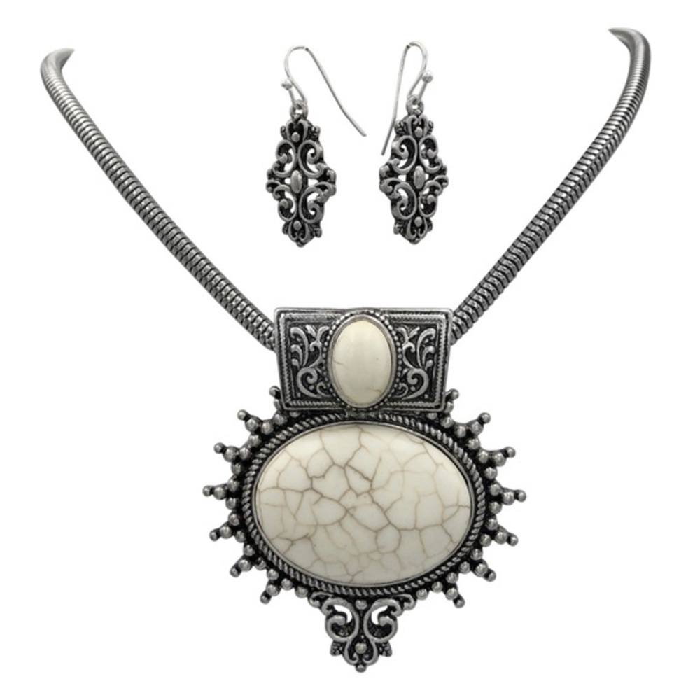 Ivory Stone Chunky Pendant Necklace Earrings Set